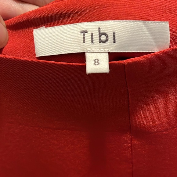 Tibi silk asymmetrical skirt new without tags. Size 8. - Picture 2 of 8